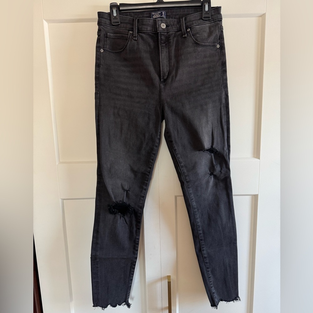 Abercrombie & Fitch Black Distressed Skinny Jeans